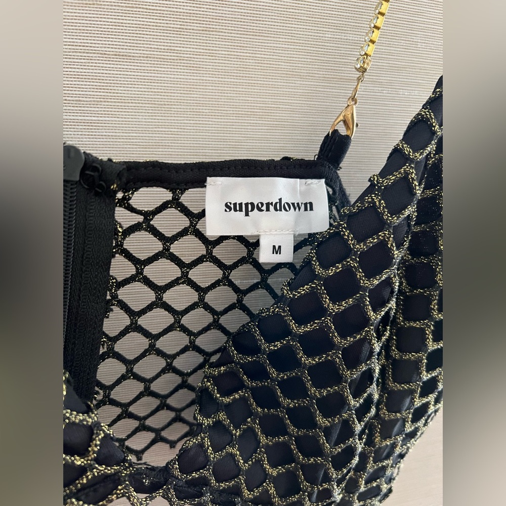 Superdown/ revolve - Picture 3 of 3